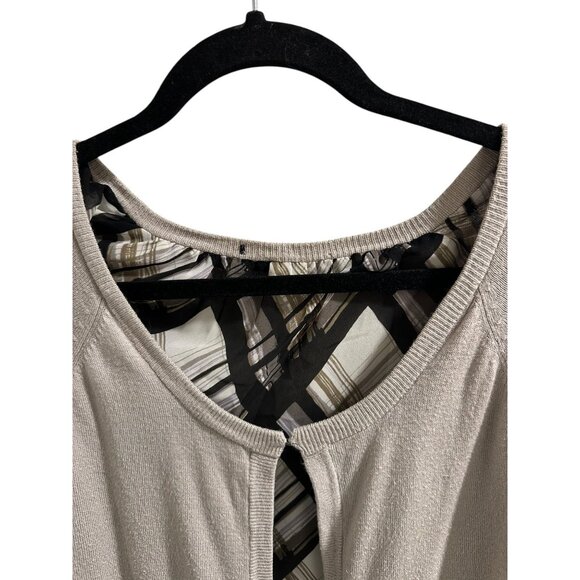 👗 2/$30 👗 Reversible Gray & Plaid Cardigan With Ruffle Sleeves sz L - Picture 4 of 9